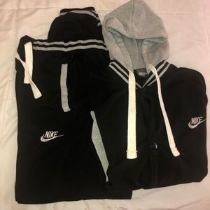 Nike jogging suit